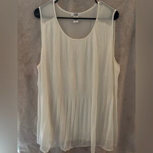 Isela Women Cream Sleeveless Blouse 2X